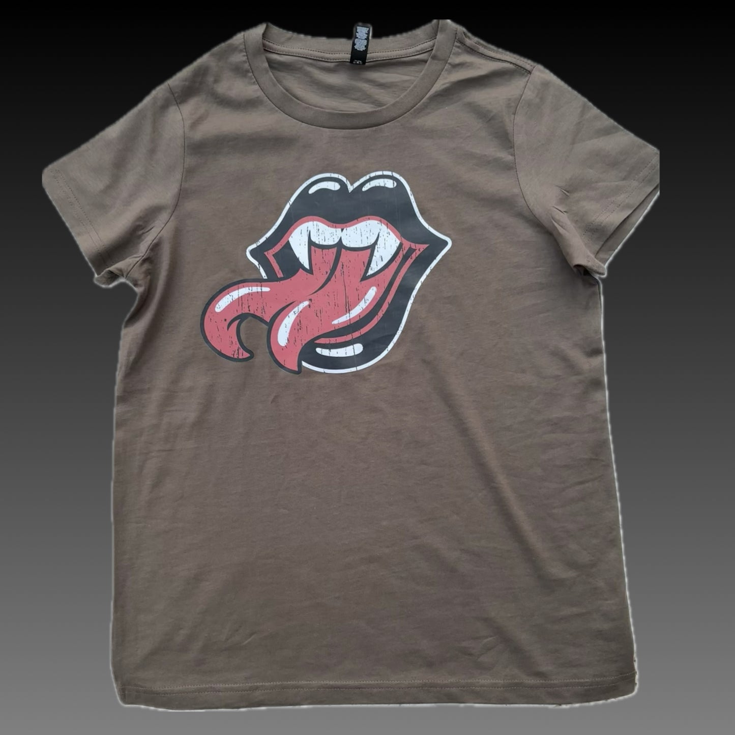 Camiseta de labios letales para mujer