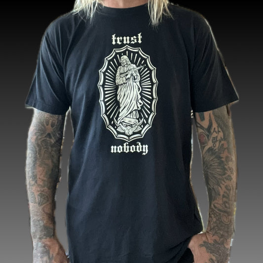 Mens Jesus Trust Nobody  Tee